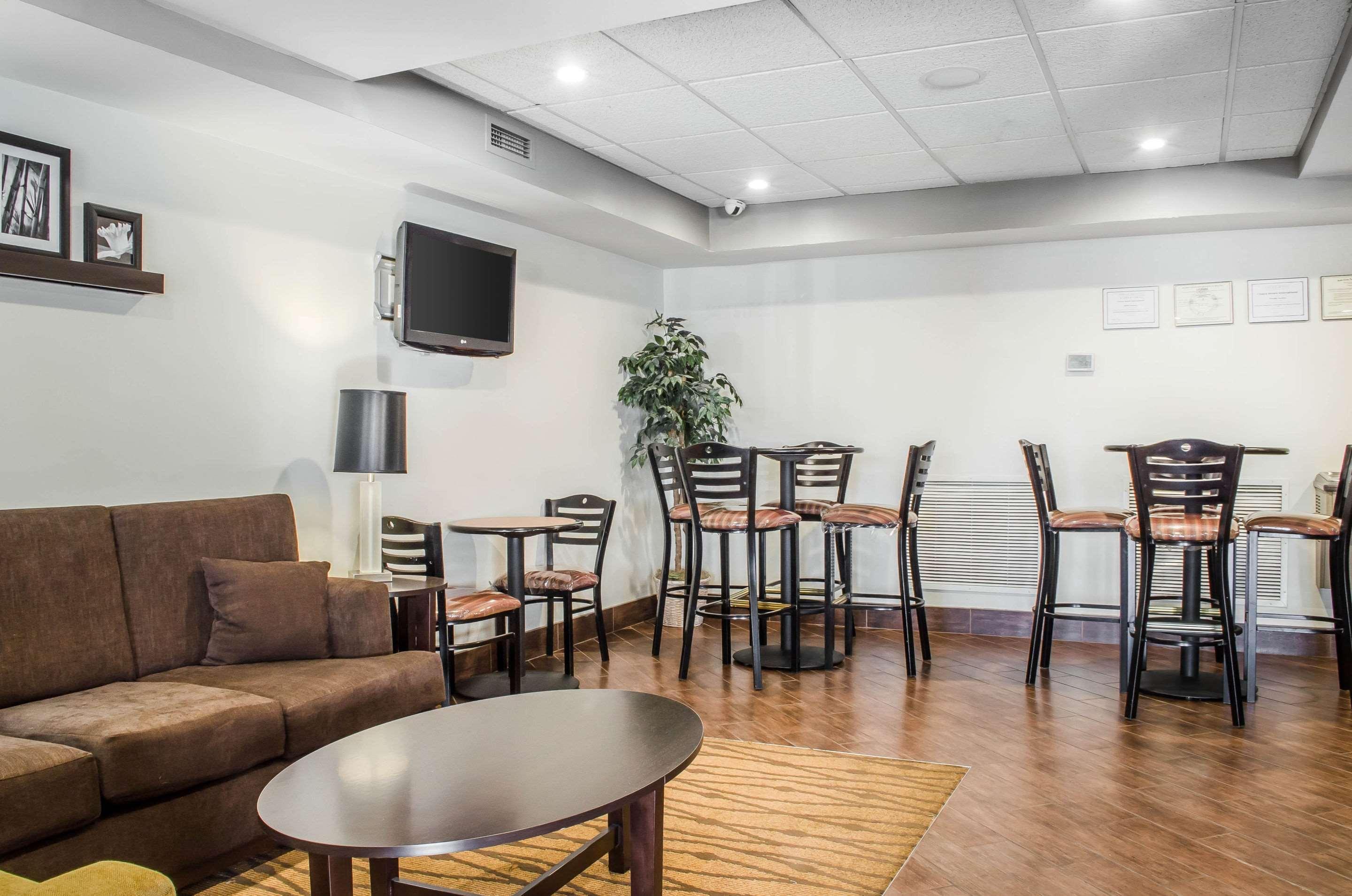 Sleep Inn & Suites Bensalem Buitenkant foto